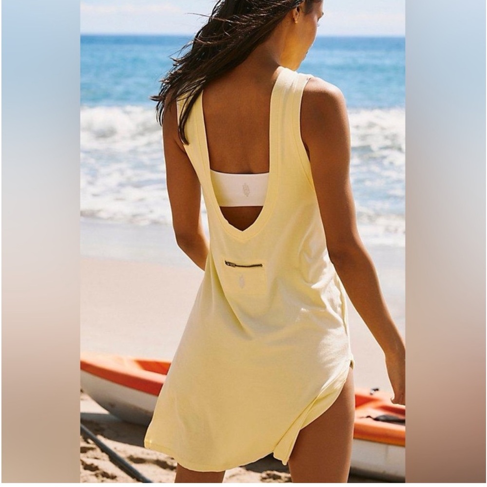 💛 Free People Hot Shot Tunic Tank Size Small BRAND NEW WITHOUT TAG!!! 💛